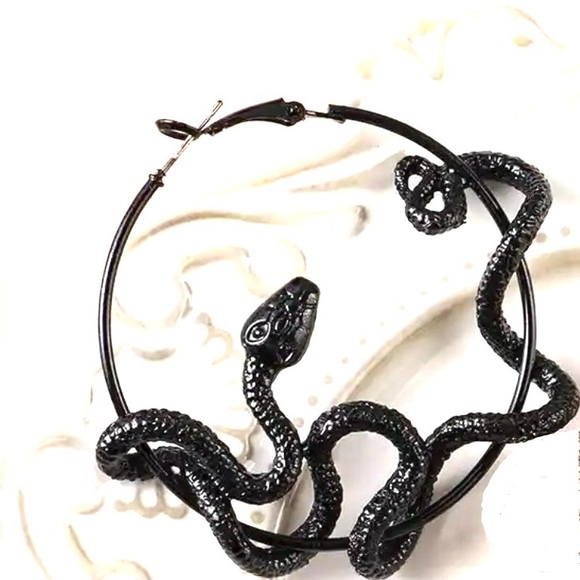 “Auryn” Black Snake Ouroboros Neverending Story Medusa Endless Knot Witchy Hoops - Picture 7 of 16